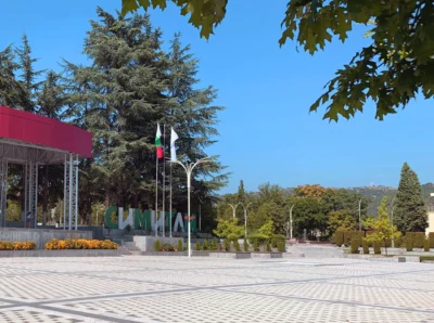 За ресторанта